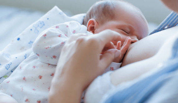 How to Breastfeed as a New Mother?